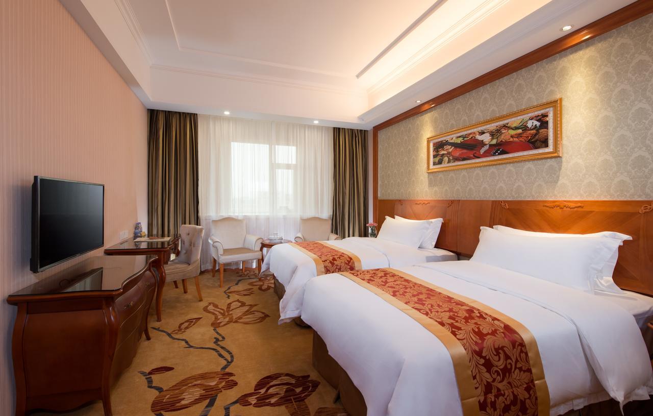Vienna 3 Best Hotel Meilong Road Shenzhen Exterior foto